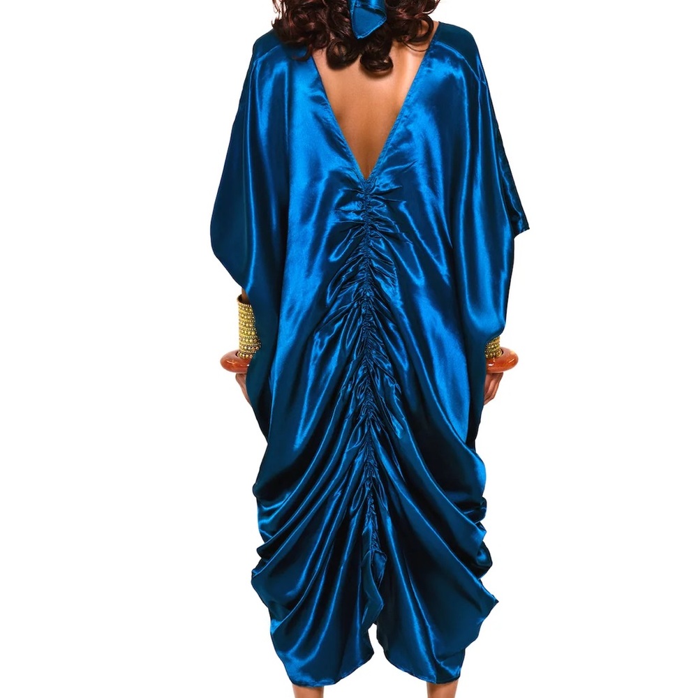 BFYNE TIKARI KAFTAN Elegant Blue Satin Dress O/S M L XL XXL - Picture 3 of 3